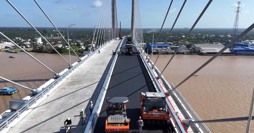 Bộ trưởng Bộ Xây dựng kiểm tra tiến độ thi công dự án cầu Rạch Miễu 2 Bộ trưởng Bộ Xây dựng kiểm tra tiến độ thi công dự án cầu Rạch Miễu 2