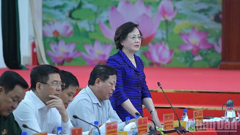 Bộ trưởng Nội vụ Phạm Thị Thanh Trà phát biểu ý kiến tại hội nghị. Bộ trưởng Nội vụ Phạm Thị Thanh Trà phát biểu ý kiến tại hội nghị.