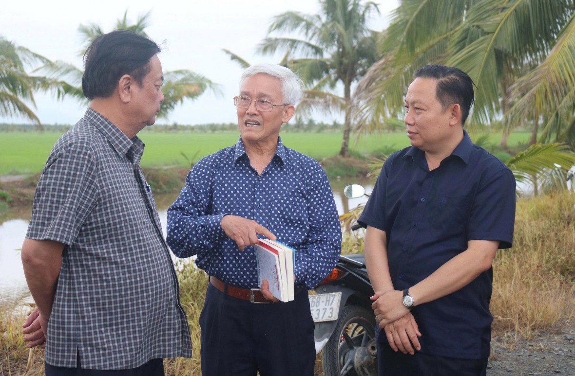 Phó Chủ tịch Quốc hội Lê Minh Hoan: An Giang cần đẩy mạnh đổi mới sáng tạo, phát triển sản xuất hiện đại để tạo đột phá mới Phó Chủ tịch Quốc hội Lê Minh Hoan: An Giang cần đẩy mạnh đổi mới sáng tạo, phát triển sản xuất hiện đại để tạo đột phá mới