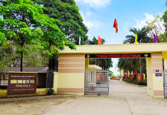 Khởi tố 6 bị can liên quan đến những sai phạm tại kỳ thi vào lớp 10 Khởi tố 6 bị can liên quan đến những sai phạm tại kỳ thi vào lớp 10