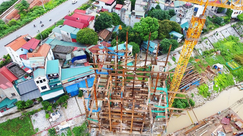 Cận cảnh Dự án Cầu Đuống mới trước nguy cơ chậm tiến độ Cận cảnh Dự án Cầu Đuống mới trước nguy cơ chậm tiến độ