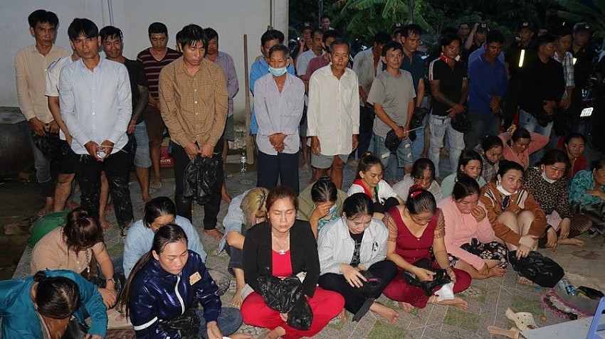 Đồng Tháp: Xử lý 54 đối tượng lắc tài xỉu ăn thua bằng tiền