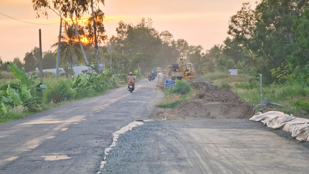 Cà Mau quyết liệt gỡ vướng, tăng tốc giải ngân đầu tư công Cà Mau quyết liệt gỡ vướng, tăng tốc giải ngân đầu tư công