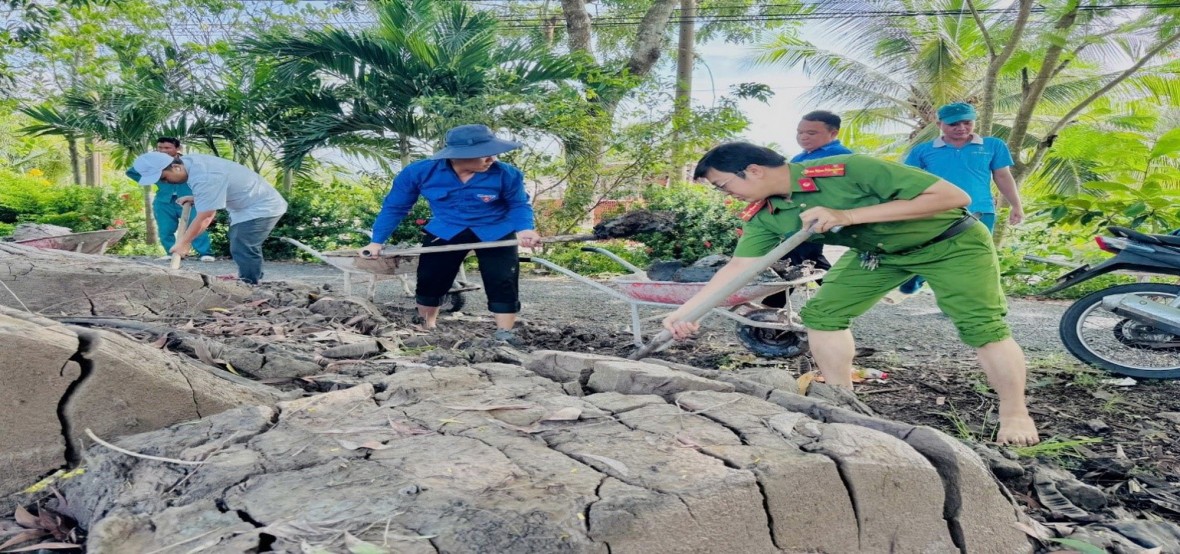 Công an tỉnh Cà Mau hỗ trợ xây nhà cho hội viên Hội Cựu Công an nhân dân