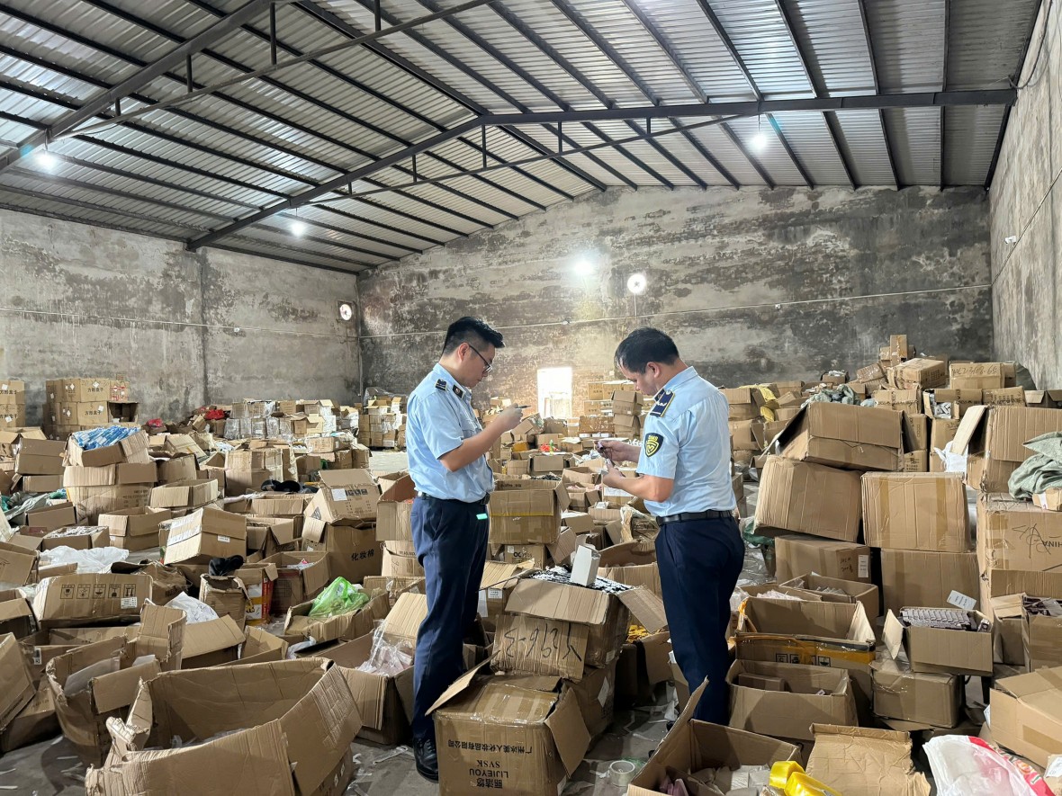 Quảng Ninh: Trận chiến chưa hồi kết với hàng giả, hàng lậu Quảng Ninh: Trận chiến chưa hồi kết với hàng giả, hàng lậu