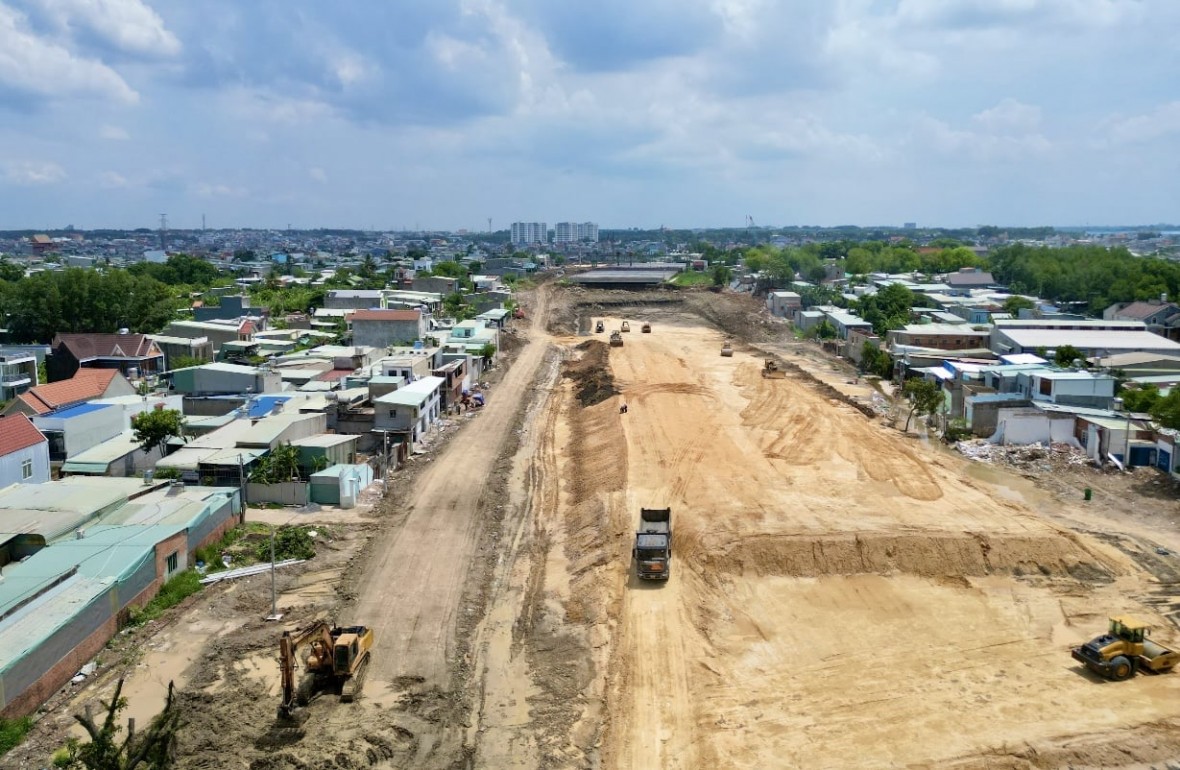 Nhiều nhà thầu bị nhắc nhở vì chậm tiến độ cao tốc Biên Hòa - Vũng Tàu