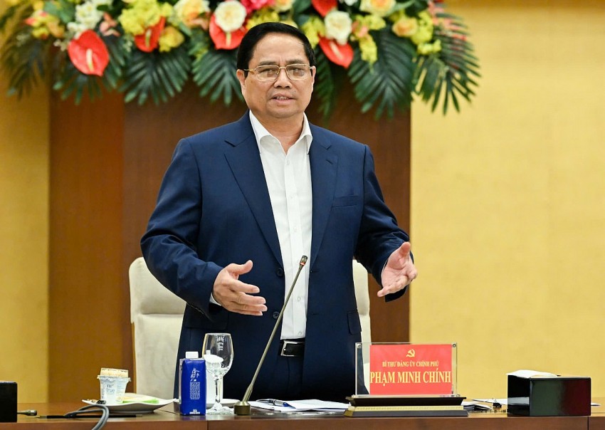 Vừa thực hiện sắp xếp lại giang sơn vừa đề ra các giải pháp để thúc đẩy tăng trưởng Vừa thực hiện sắp xếp lại giang sơn vừa đề ra các giải pháp để thúc đẩy tăng trưởng