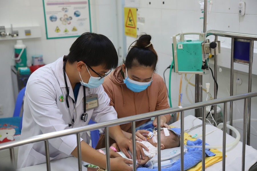 TP HCM: 247 bác sĩ trẻ xuống thực hành tại các trạm y tế phường, xã