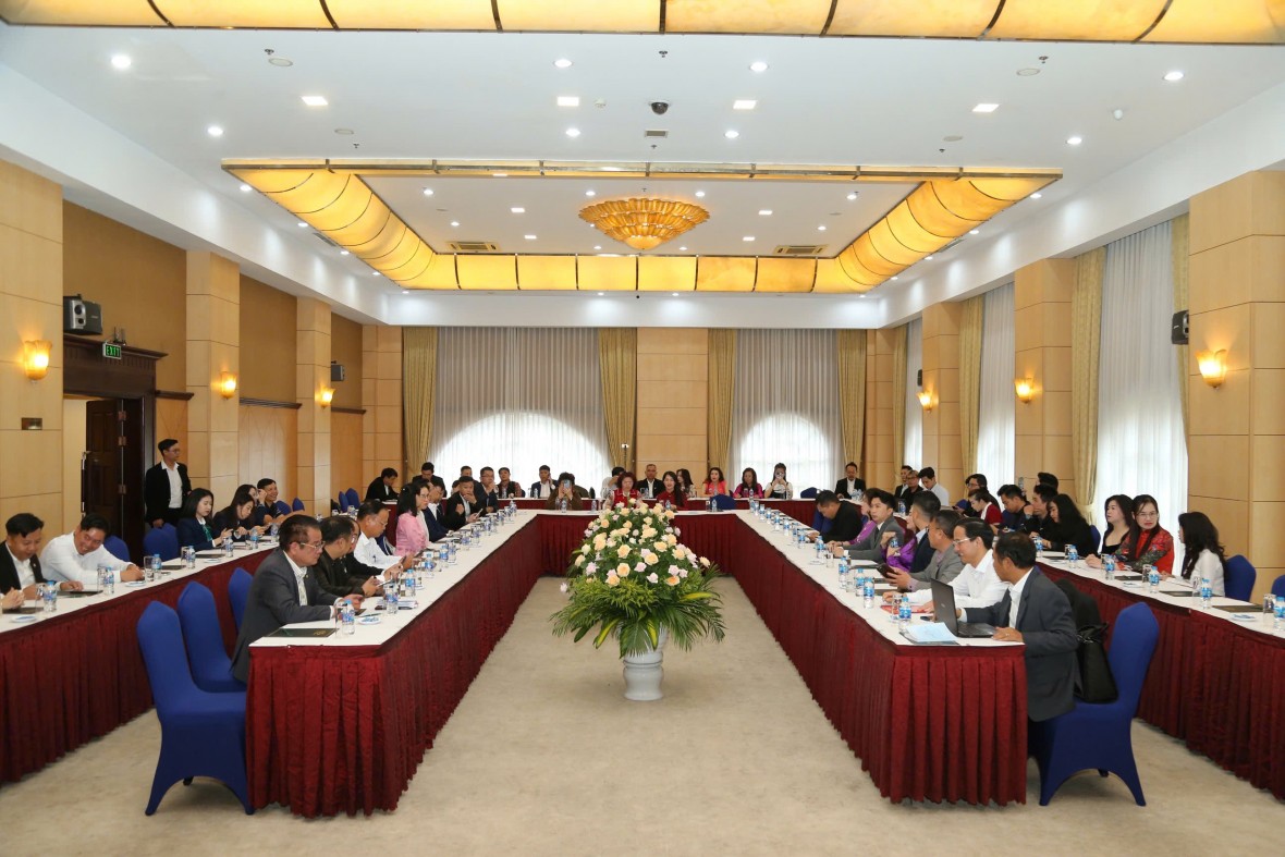 Quang cảnh hội nghị.