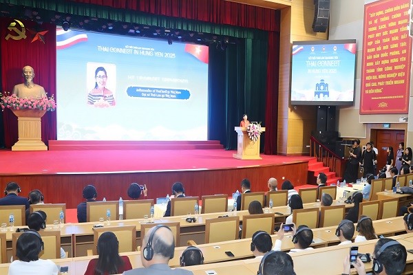 Diễn đàn doanh nghiệp 