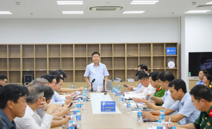 Phó Thủ tướng đề nghị Bộ Y tế báo cáo Thủ tướng việc xử lý các vướng mắc cho dự án cơ sở 2 Bệnh viện Bạch Mai và Việt Đức trước 20/7 - Ảnh: VGP/Đức Tuân