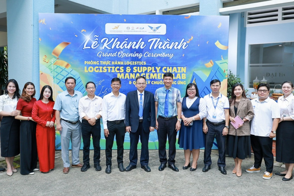 Đại học Lạc Hồng đầu tư 700 triệu đồng xây phòng thực hành logistics cho sinh viên