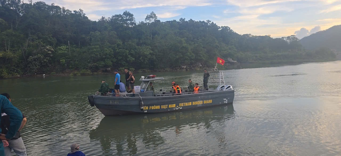 Xót xa chị em ruột đuối nước khi mưu sinh ở vùng biển Vân Đồn