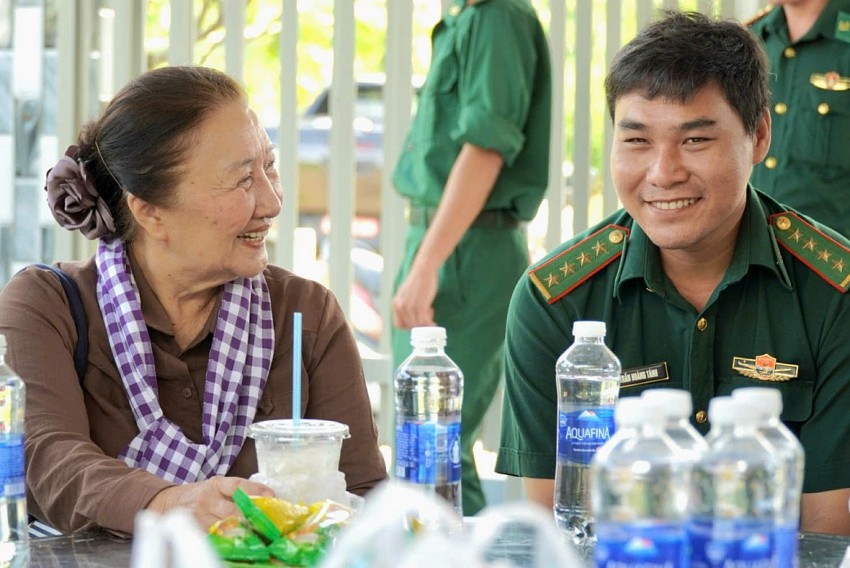 TP Cần Thơ: Trao tặng “Nhà tình nghĩa” cho cán bộ Biên phòng