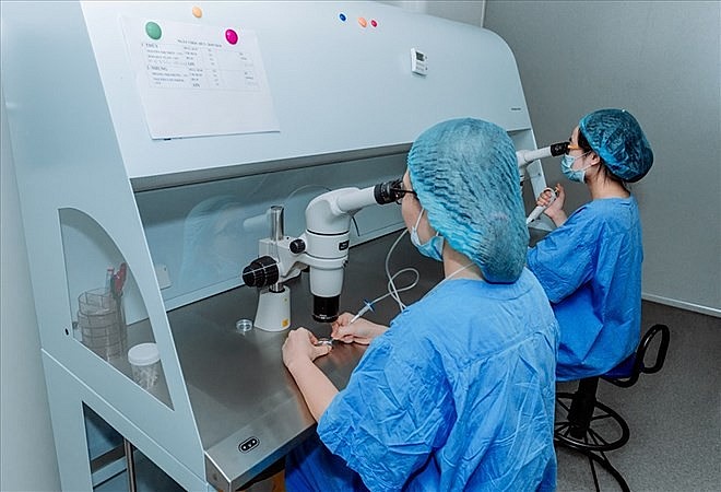 Hành trình tìm con của những cặp vợ chồng vô sinh