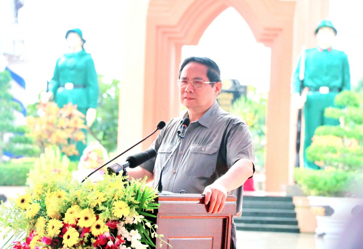 Thủ tướng Chính phủ Phạm Minh Chính dự lễ truy điệu, an táng hài cốt liệt sĩ tại An Giang