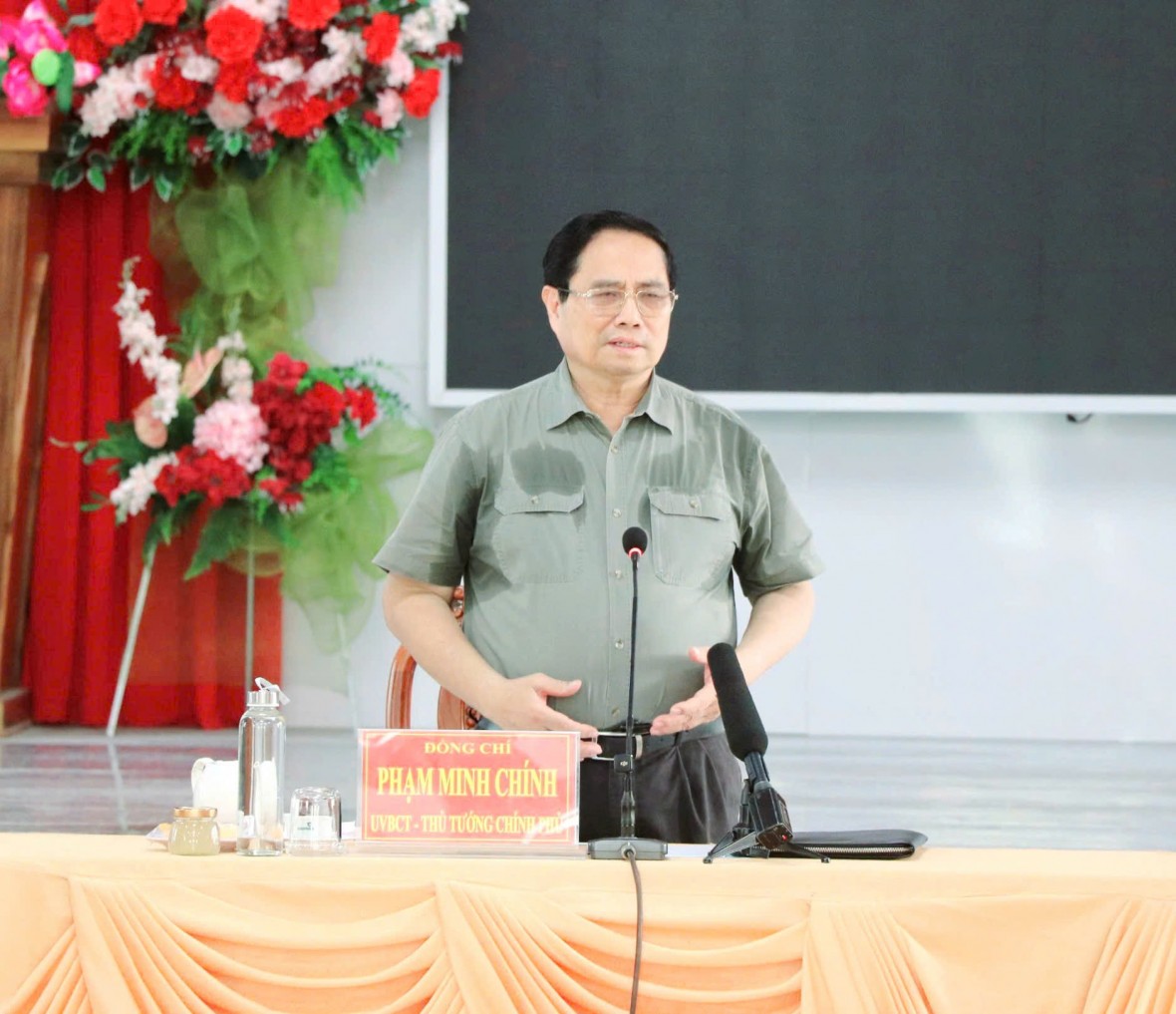 Thủ tướng Phạm Minh Chính kiểm tra hoạt động chính quyền 2 cấp tại An Giang Thủ tướng Phạm Minh Chính kiểm tra hoạt động chính quyền 2 cấp tại An Giang