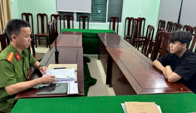 Nguyễn Công Thương nhiều lần trộm của chủ quan cafe - Ảnh Công an TP Đà Nẵng. Nguyễn Công Thương nhiều lần trộm của chủ quan cafe - Ảnh Công an TP Đà Nẵng.