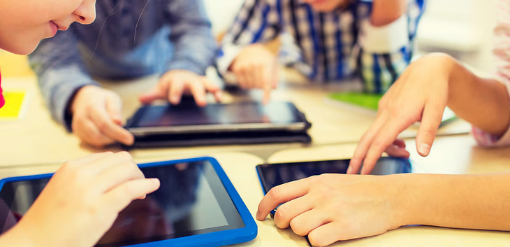 Hãy thử một lần cất điện thoại đi Hãy thử một lần cất điện thoại đi