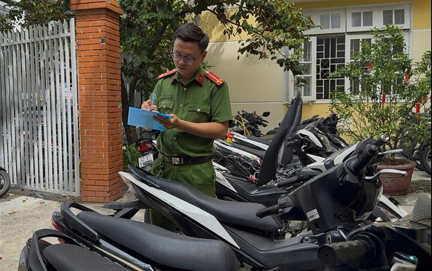 Phát hiện 2 đối tượng khả nghi, triệt phá cả một đường dây trộm cắp, tiêu thụ xe máy