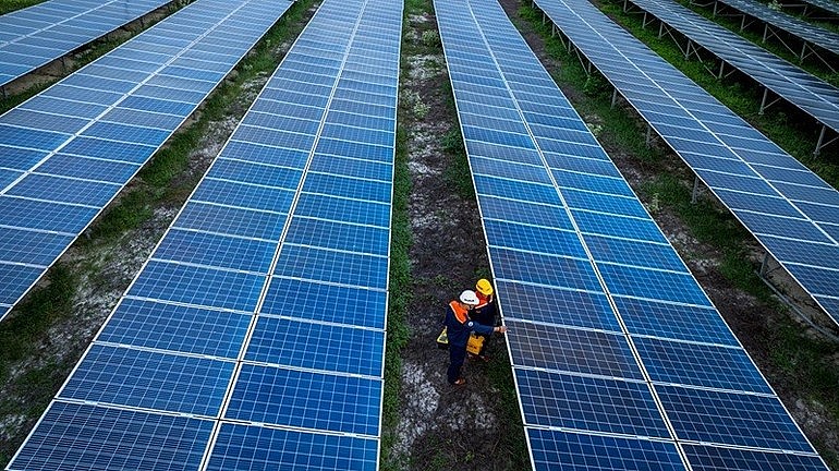 Thủ tướng Chính phủ yêu cầu khẩn trương tháo gỡ vướng mắc các dự án điện năng lượng tái tạo