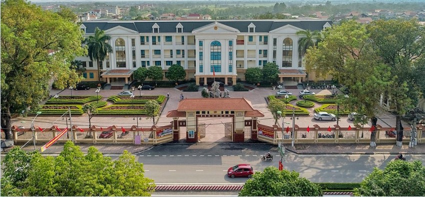 Trụ sở HĐND - UBND huyện Vĩnh Tường.