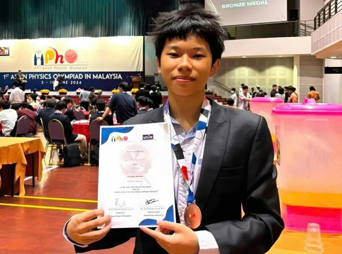 Nam sinh Nguyễn Thế Quân.