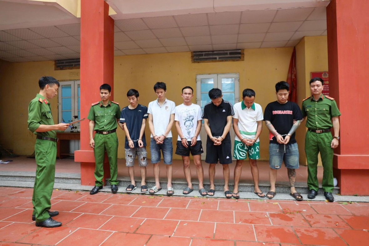 Hưng Yên: Bắt giữ nhóm thanh niên tổ chức sử dụng trái phép chất ma tuý Hưng Yên: Bắt giữ nhóm thanh niên tổ chức sử dụng trái phép chất ma tuý