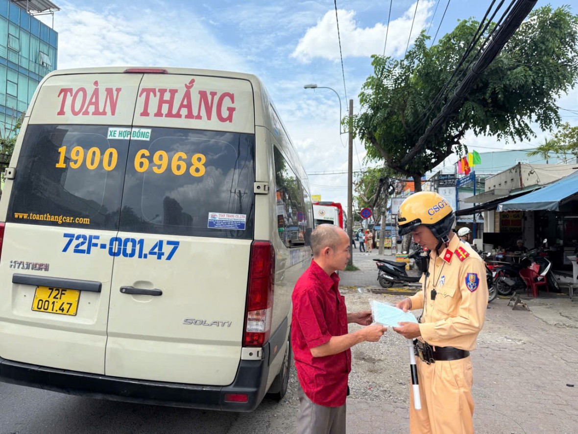 CSGT sẽ tập trung xử lý các hành vi vi phạm về nồng độ cồn, ma túy; chạy quá tốc độ quy định; chở hàng vượt trọng tải cho phép tham gia giao thông