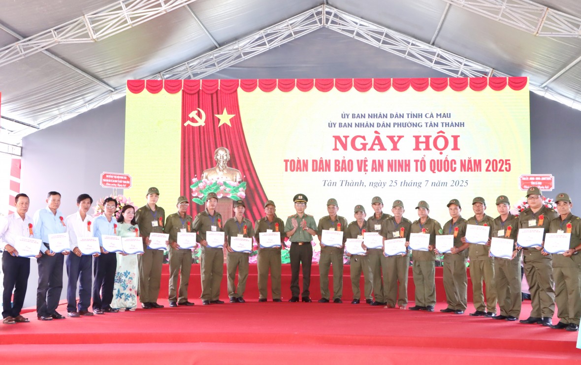 Xây dựng phong trào toàn dân bảo vệ ANTT phải hợp lòng dân, vì lợi ích của dân