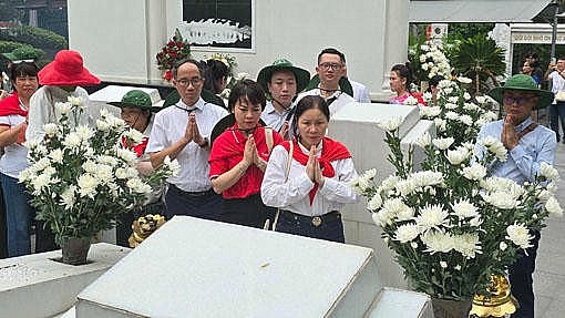 Tháng Bảy - hành trình từ trái tim