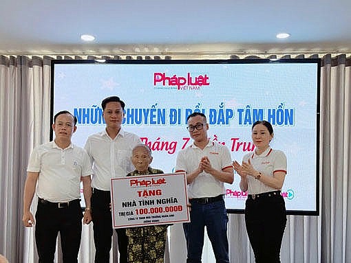 Tháng Bảy - hành trình từ trái tim