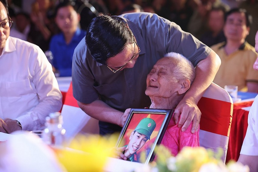 Thủ tướng Phạm Minh Chính: Các Anh hùng liệt sĩ đã làm rạng rỡ cho non sông, đất nước ta
