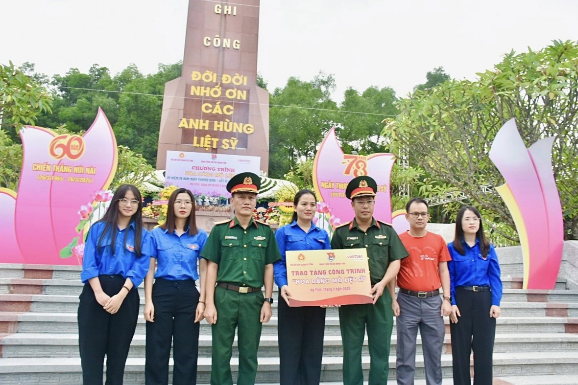 Đồng loạt tổ chức Lễ “Thắp nến tri ân” ở tỉnh Hà Tĩnh