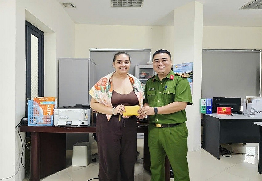 Trao trả tài sản cho Gastom Ana Maria.