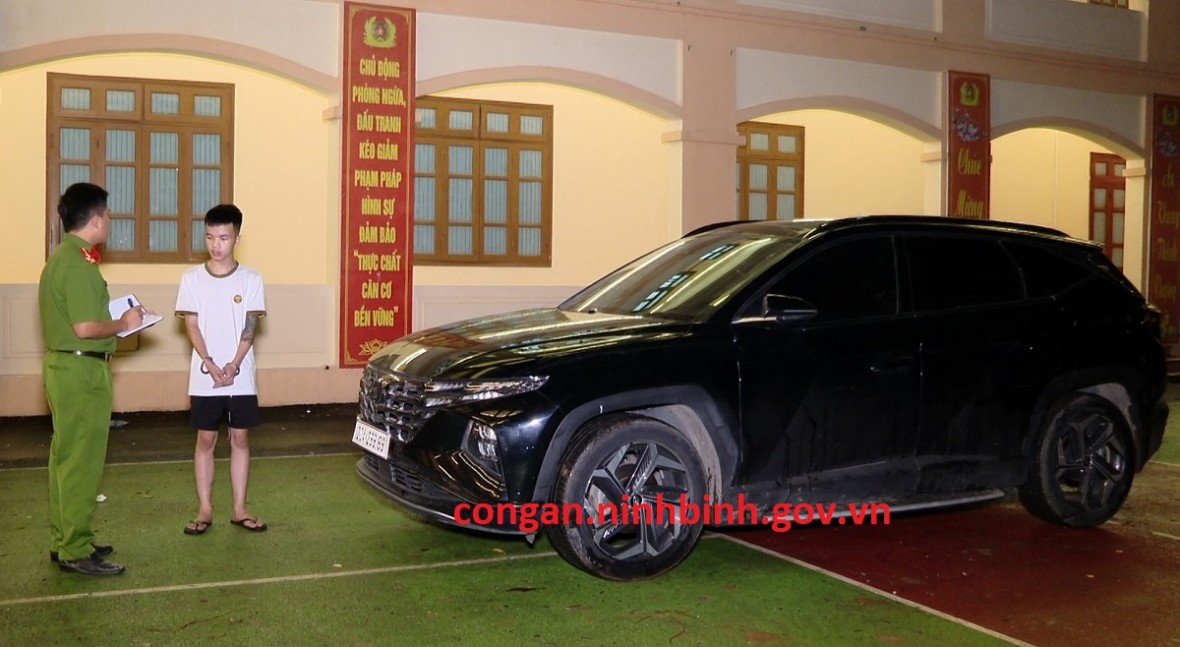 Cơ quan Công an ghi lời khai của đối tượng Hà Gia Kiệt Cơ quan Công an ghi lời khai của đối tượng Hà Gia Kiệt