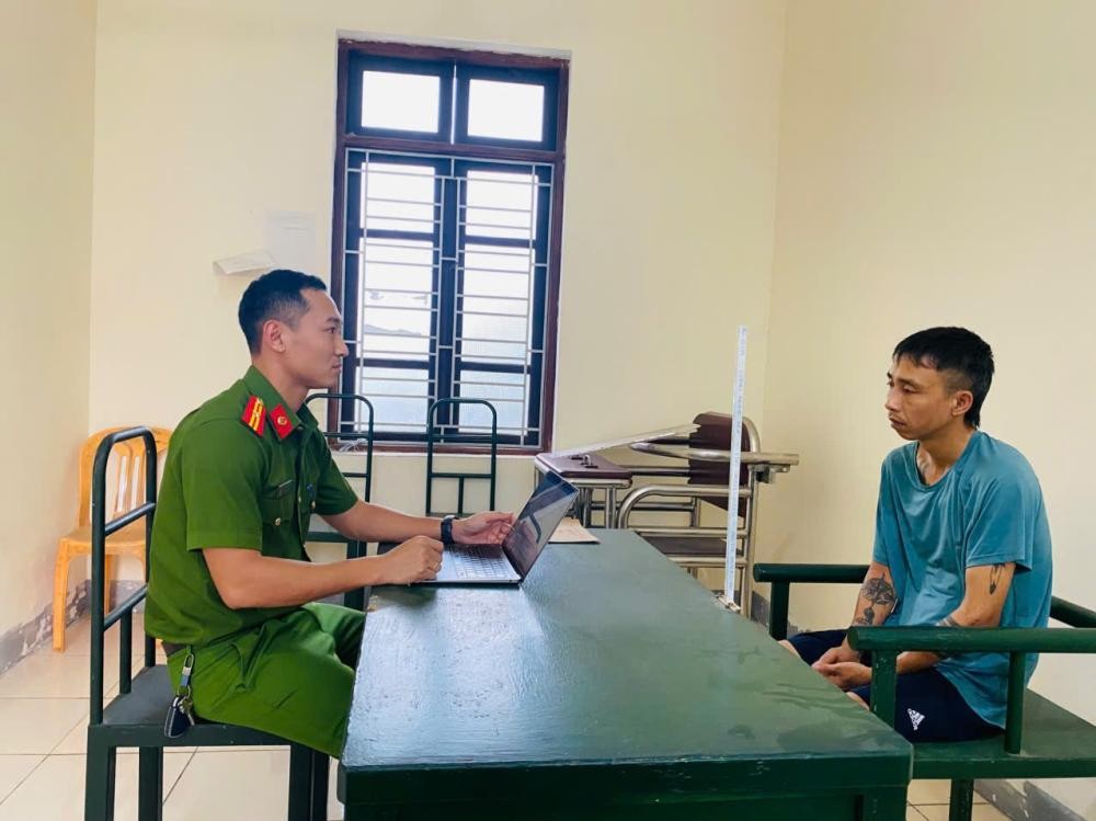 Lê Ngọc Thành tại cơ quan điều tra - Ảnh Công an Hà Tĩnh.