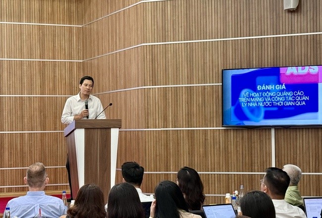 Ông Lê Quang Tự Do - Cục trưởng Cục Phát thanh, truyền hình và Thông tin điện tử thông tin tại Hội nghị. (Ảnh: Bộ Văn hóa, Thể thao và Du lịch)