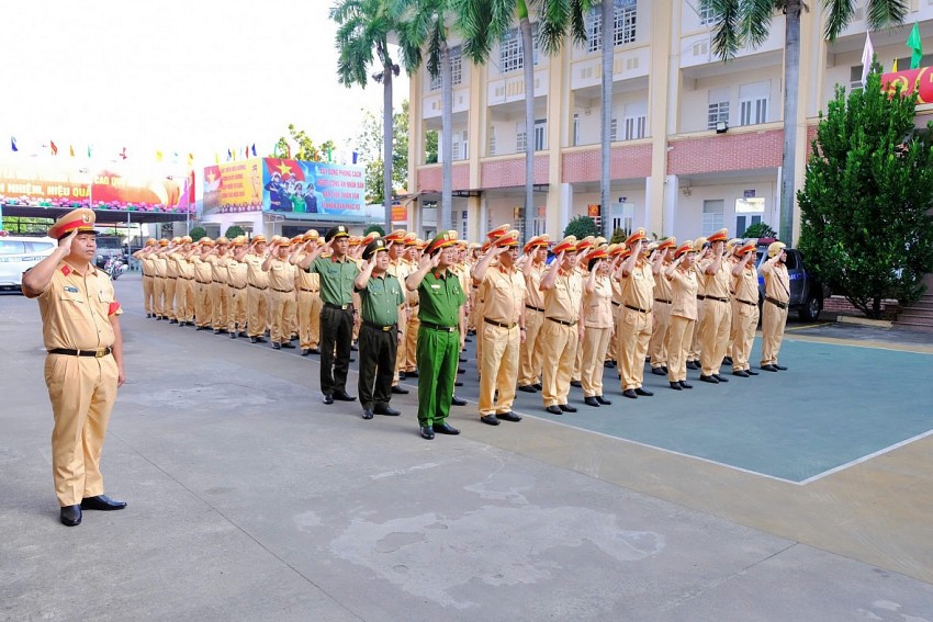 Đồng Nai ra quân cao điểm xử lý vi phạm giao thông mục tiêu giảm 5% tai nạn