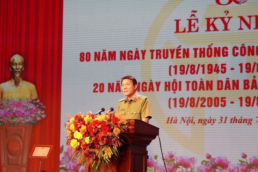 Đại tướng Lương Tam Quang, Ủy viên Bộ Chính trị, Bộ trưởng Bộ Công an phát biểu chỉ đạo tại Buổi lễ.