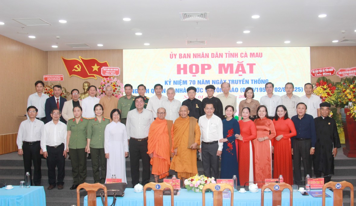 Cà Mau họp mặt kỷ niệm 70 năm ngành Quản lý tôn giáo