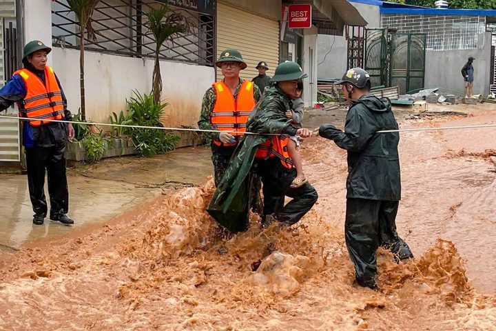 Thủ tướng yêu cầu khẩn trương khắc phục hậu quả mưa lũ tại tỉnh Điện Biên