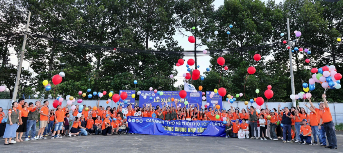 Lễ xuất phát chương trình caravan “Trở về tuổi thơ tôi” lần 9.