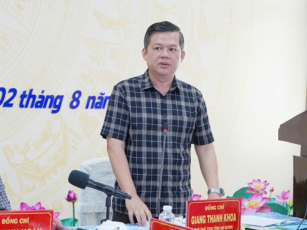 Phó Chủ tịch Quốc hội Lê Minh Hoan khảo sát tiến độ Dự án đường Hồ Chí Minh đoạn qua An Giang, Cà Mau