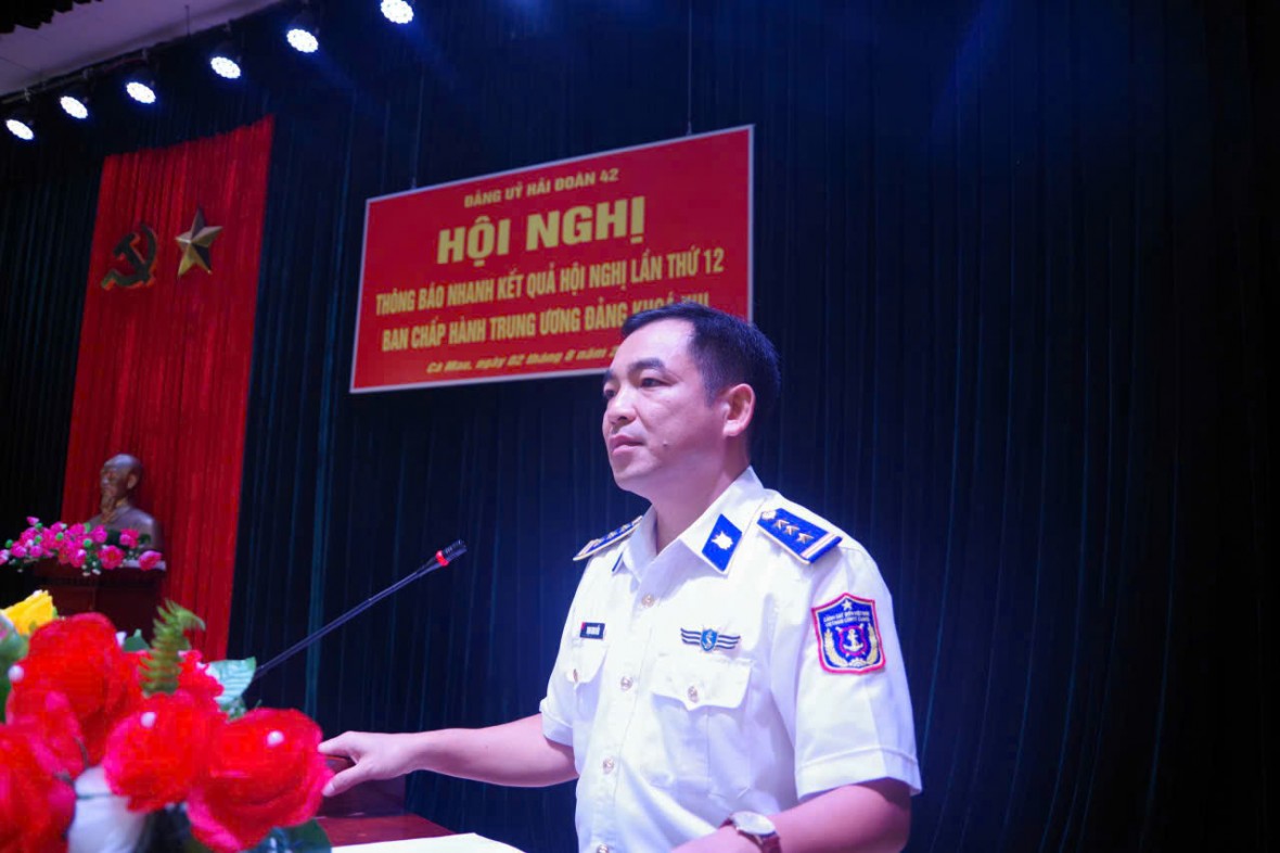Hải đoàn 42 Vùng Cảnh sát biển 4 thông báo nhanh kết quả Hội nghị lần thứ 12 Trung ương Đảng khóa XIII