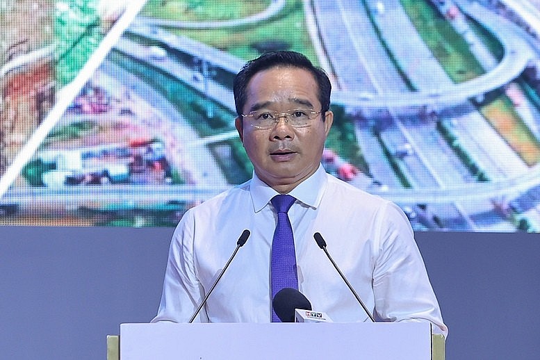 Thủ tướng nêu 5 nhiệm vụ để phát triển vùng Đông Nam Bộ Thủ tướng nêu 5 nhiệm vụ để phát triển vùng Đông Nam Bộ