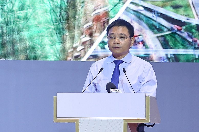 Thủ tướng nêu 5 nhiệm vụ để phát triển vùng Đông Nam Bộ Thủ tướng nêu 5 nhiệm vụ để phát triển vùng Đông Nam Bộ