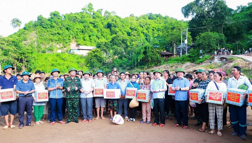 Xem xét hỗ trợ tỉnh Nghệ An thêm 500 tỷ đồng khắc phục hậu quả mưa lũ