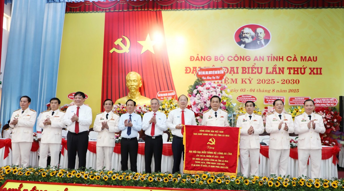Đảng bộ Công an tỉnh Cà Mau: Xác lập tầm nhìn mới sau hợp nhất, hướng đến hiện đại hóa toàn diện