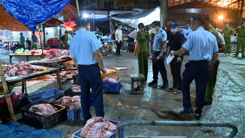 Hà Nội xử lý dứt điểm các tụ điểm kinh doanh tự phát và hoạt động giết mổ gia súc, gia cầm